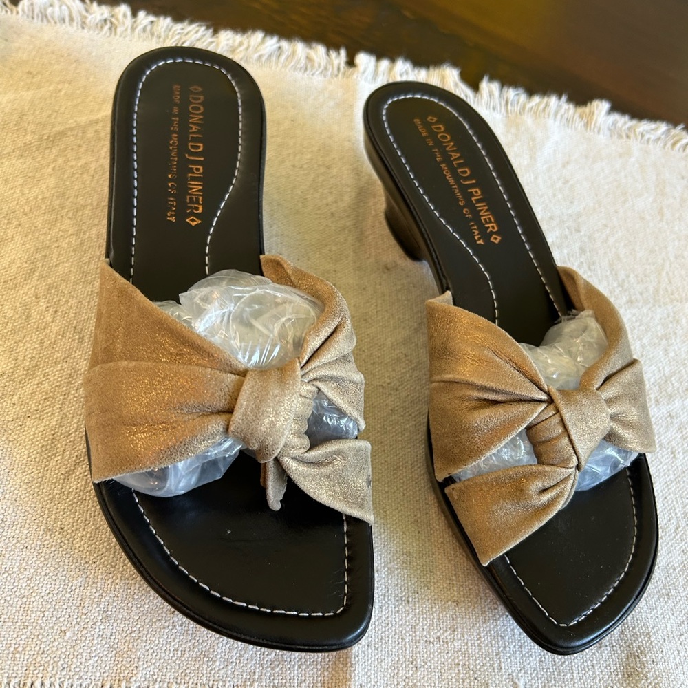 Donald J. Pliner Tan Knot Slide Mules with Low Heel
